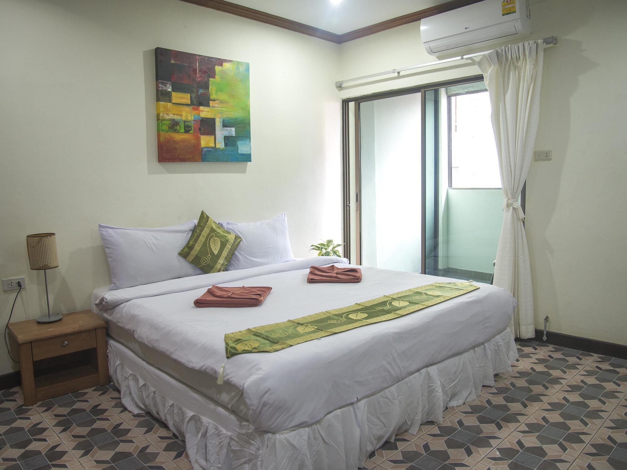 Hostel Bodega Phuket Patong (Adults Only) Exteriér fotografie
